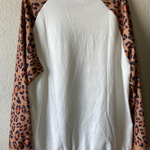 Leopard Fashion Print Long Sleeve Top Size XXL NWOT - Picture 6 of 6